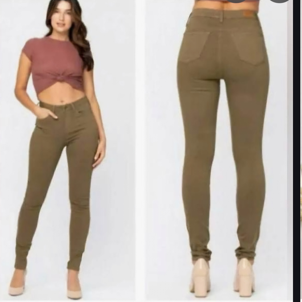 NWTJudy Blue Women's Skinny Jeans - Olive